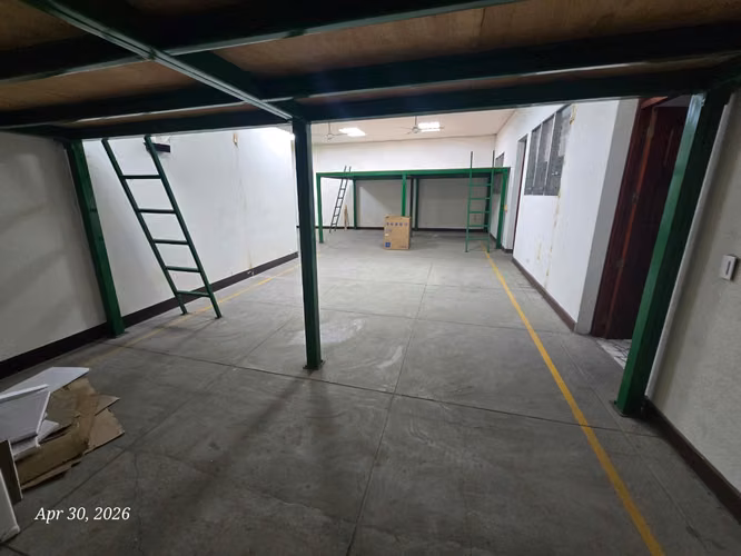 SL-Rento ofibodega en Los Robles - Imagen 2