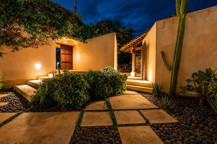 AM-Exclusiva Residencia en Venta en la Bahia de San Juan del Sur