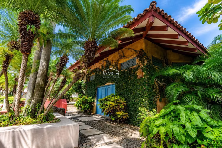 AM-Exclusiva Residencia en Venta en la Bahia de San Juan del Sur