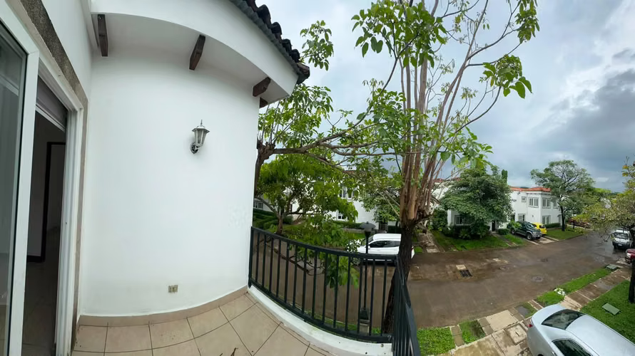 GA-Rento casa en Las Colinas - Imagen 11