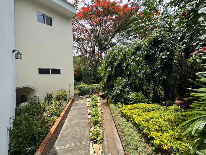 Alquiler de Casa en Villa Fontana Sur - Imagen 17