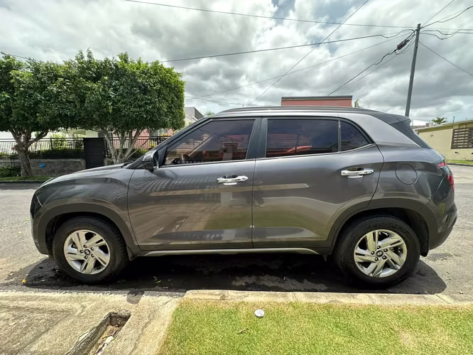 HYUNDAI CRETA 2022 67800 KM