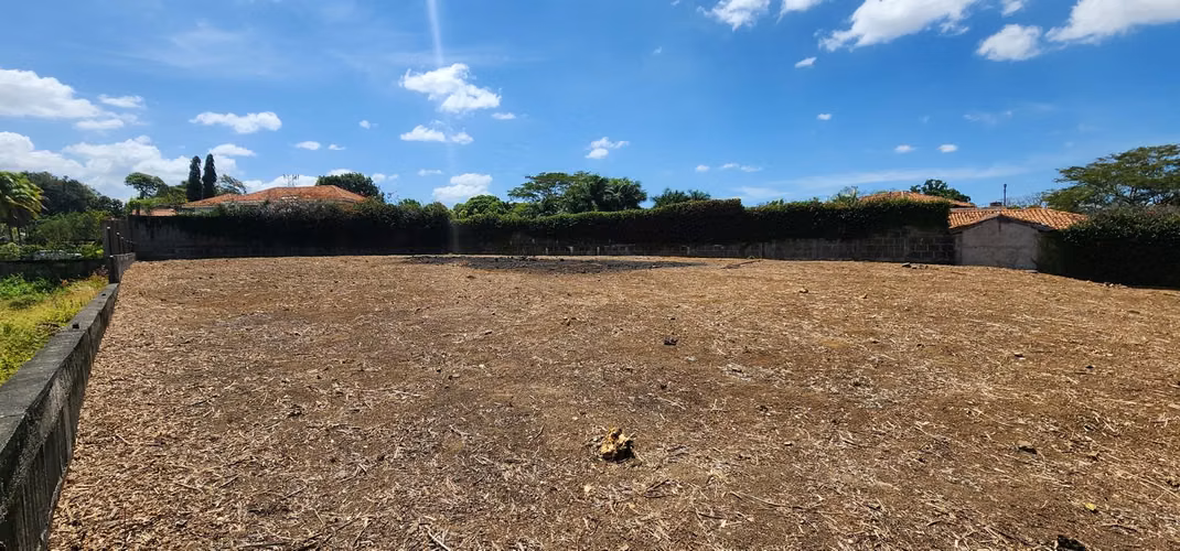 EM-Venta de Terreno premium a precio de oportunidad en Las Cumbres - Imagen 5
