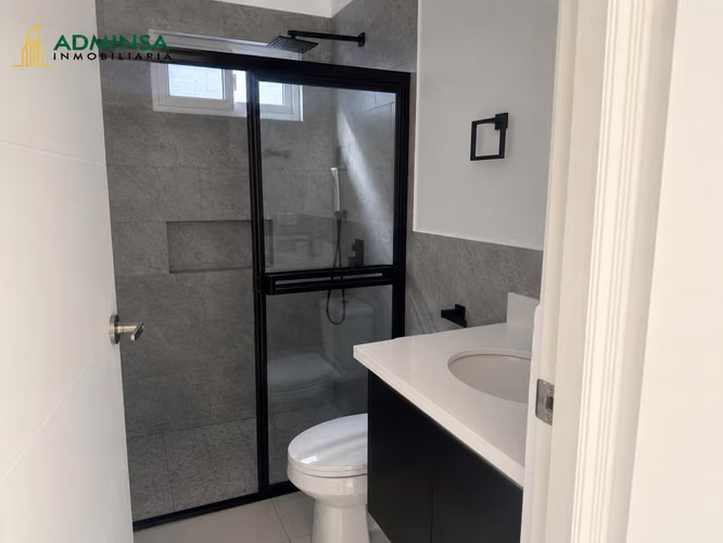 CASA EN RENTA – PRADERAS DE ESQUIPULAS - Imagen 6