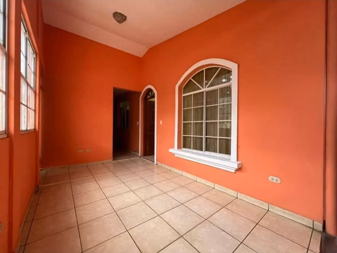 Vendo casa en 14 septiembre