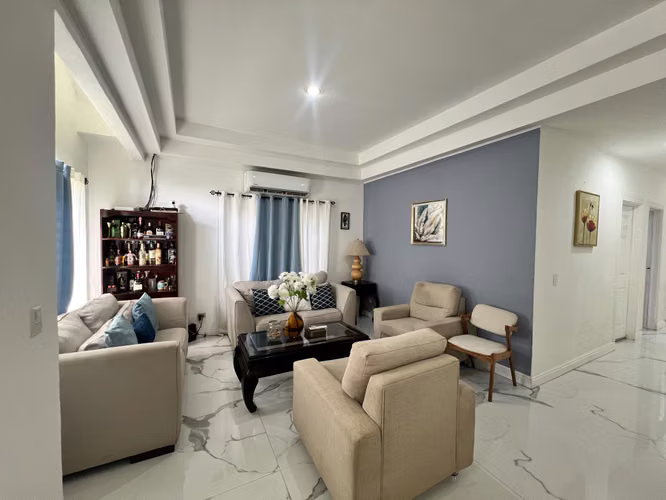 Casa remodelada en venta en Residencial Palmeras - Imagen 5
