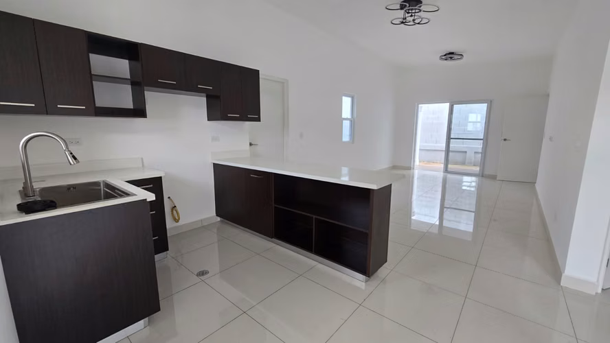 Casa nueva en venta dentro de Condominio en Esquipulas - Imagen 2