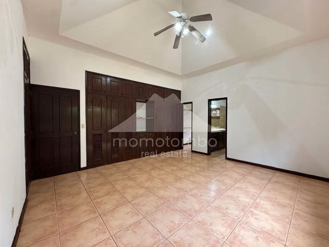 Casa en Venta &amp; Renta Carretera Sur, Managua - Imagen 6