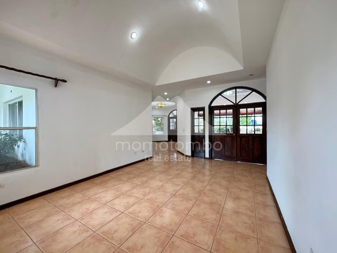 Casa en Venta &amp; Renta Carretera Sur, Managua - Imagen 15