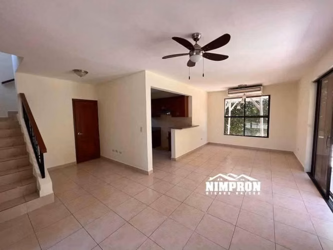 Se Renta casa en las cumbres Villa fontana