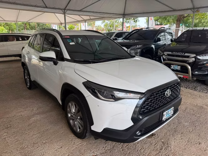 TOYOTA COROLLA CROSS AÑO 2024