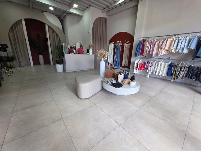 AG. SE RENTA LOCAL COMERCIAL EN PLAZA SANTO DOMINGO - Imagen 10
