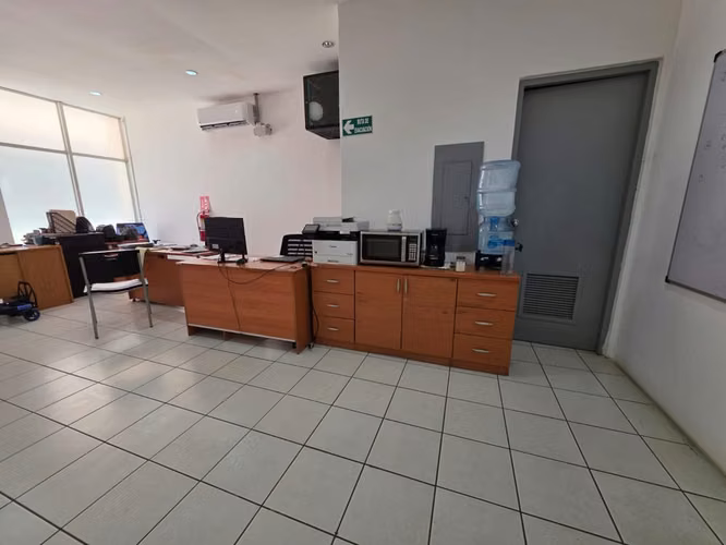 AG. RENTO OFICINA EN CAMINO DE ORIENTE MANAGUA - Imagen 13