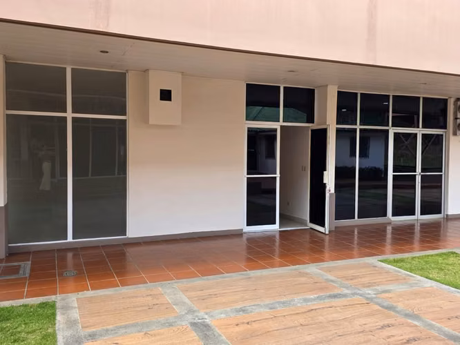 AG. RENTO OFICINA EN CAMINO DE ORIENTE MANAGUA - Imagen 6