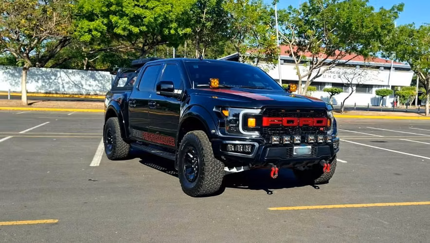 FORD F150 RAPTOR