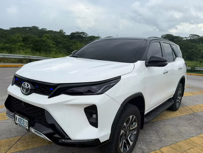 Toyota Fortuner Modelo 2026, Full Automática - Imagen 5