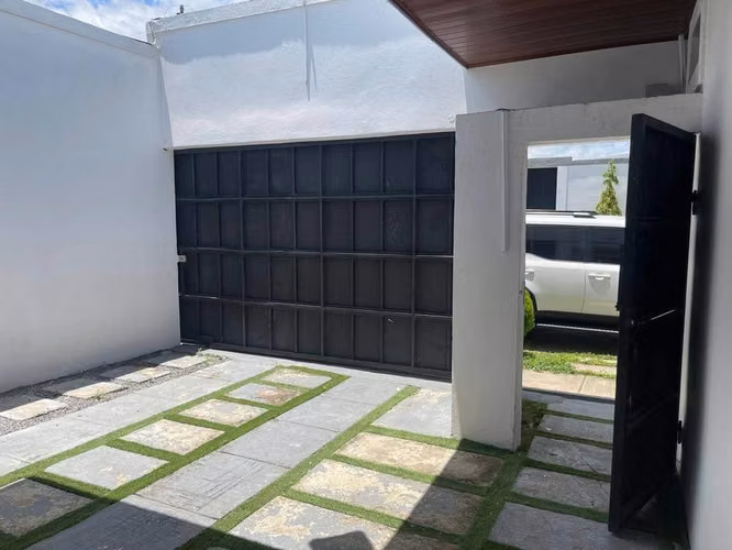 Venta de Casa en Farallones - Imagen 2