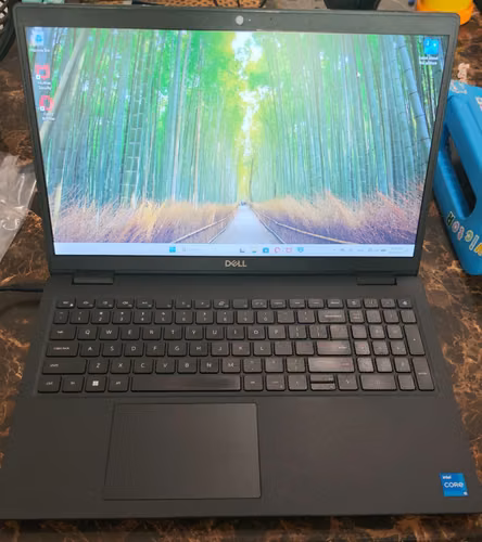 Laptop Dell Latitude 15.6", Intel Core i5-11th Gen, 32GB RAM, 512GB SSD, Win11 Pro