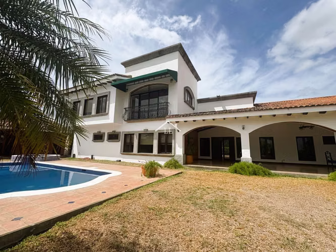 LL - Casa en Renta en Villa Fontana Sur - Imagen 12