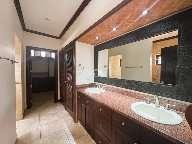 LL - Casa en Renta en Villa Fontana Sur - Imagen 17