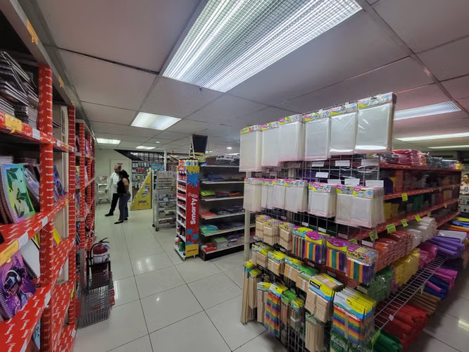 FH | Módulo Comercial en Renta | 299 m²