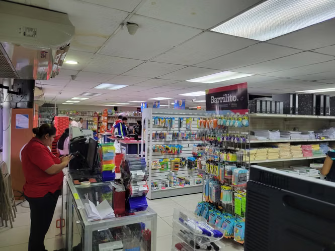 FH | Módulo Comercial en Renta | 299 m²