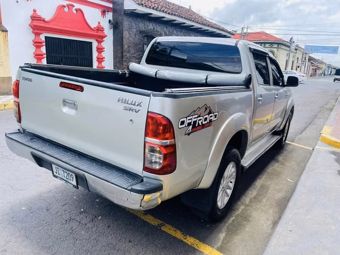 Toyota Hilux - Imagen 3