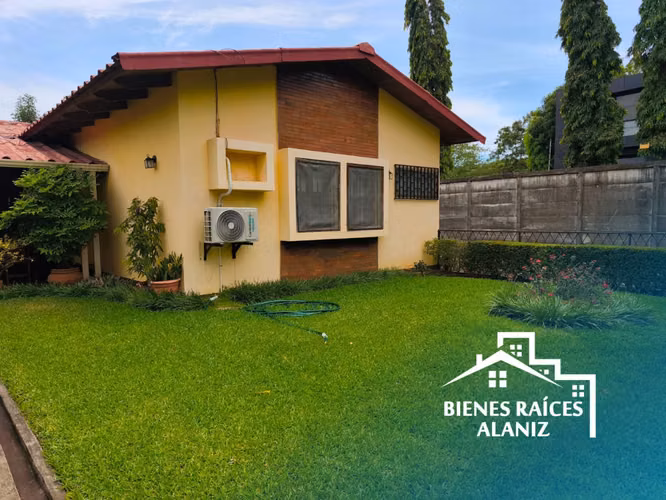 CASA EN VENTA en Reparto San Juan - Imagen 4