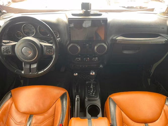 JEEP WRANGLER SPORT 2018 AUTOMÁTICO 4x4 - Imagen 5