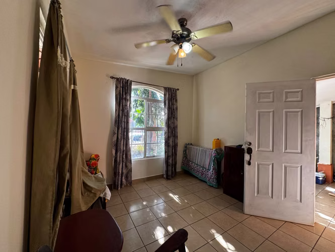 Casa en Venta – Residencial Las Delicias Precio de venta: US$72,000 — PRECIO FIJO - Imagen 7