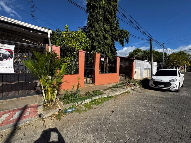 Casa en Venta – Residencial Las Delicias Precio de venta: US$72,000 — PRECIO FIJO - Imagen 2