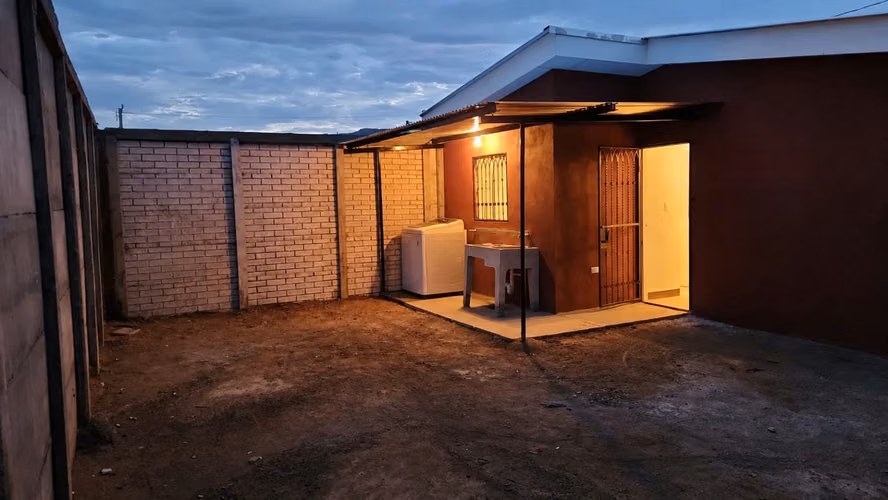 Se alquila casa en Ciudad Doral $285 - Imagen 8
