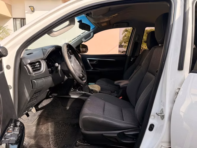 Toyota Fortuner - 2023 - Imagen 5