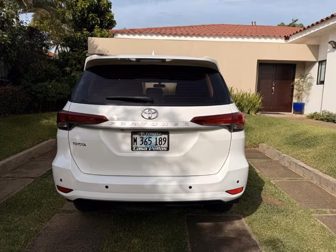Toyota Fortuner - Imagen 6