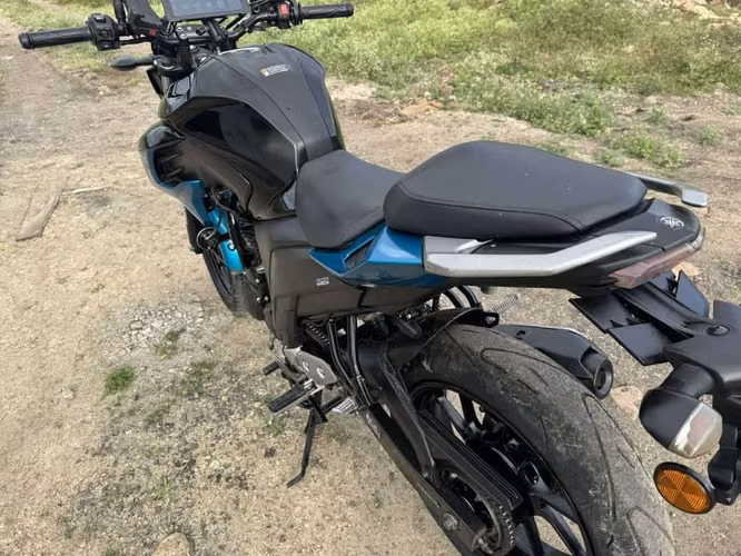 Venta de yamaha fz 250 - Imagen 4
