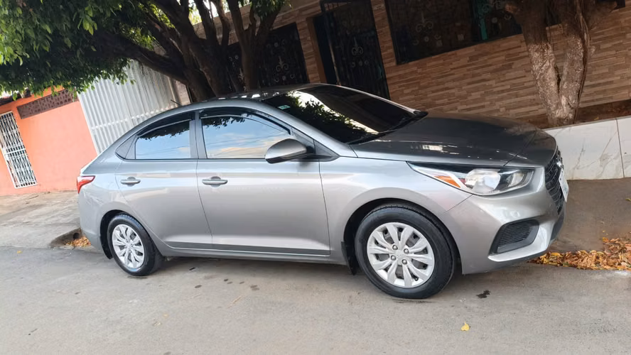 GANGA HYUNDAI ACCENT AÑO 2022