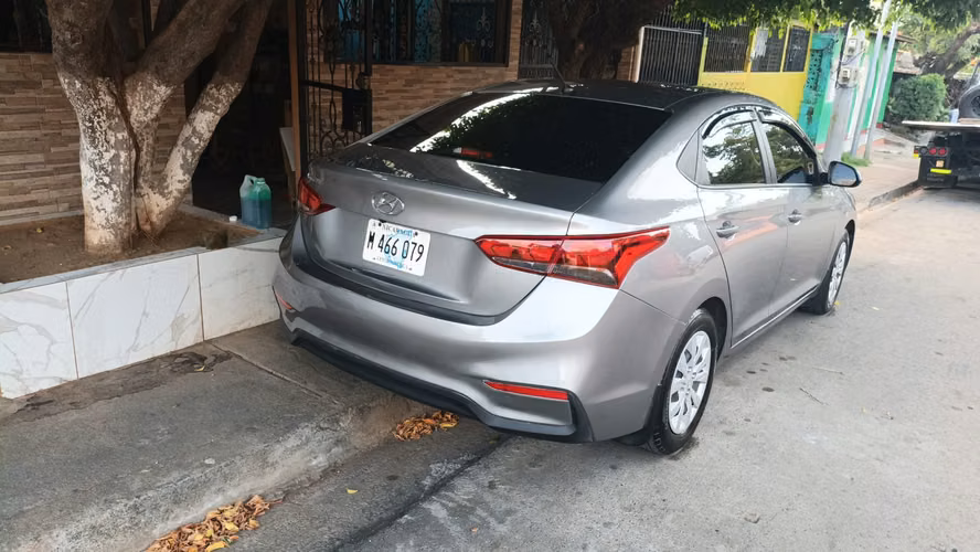 GANGA HYUNDAI ACCENT AÑO 2022