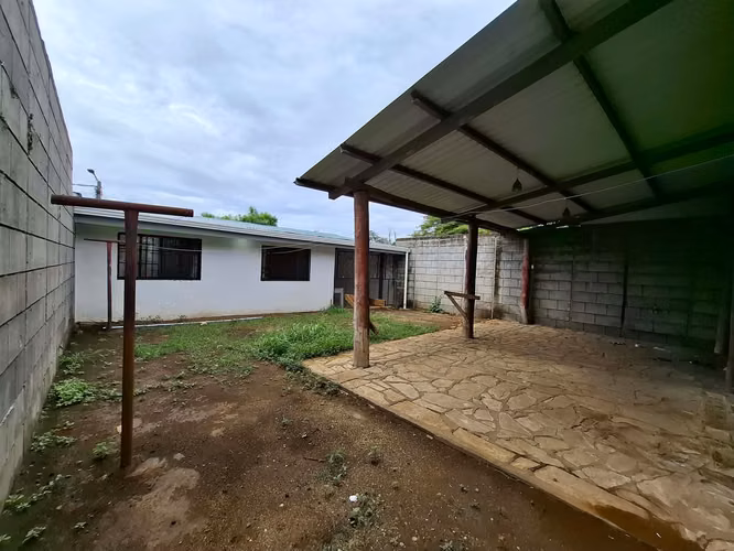 GG - Venta casa remodelada en Residencial de Carretera Masaya - Imagen 13