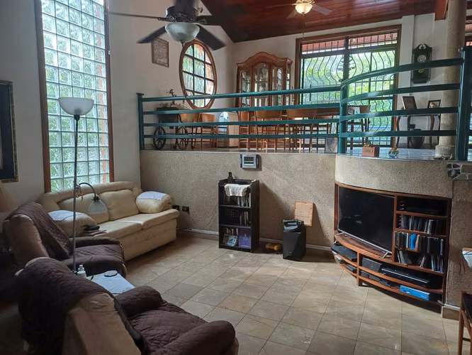En venta preciosa casa en carretera sur Managua-Nicaragua - Imagen 2
