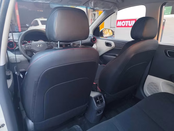 Grand i10 sedan