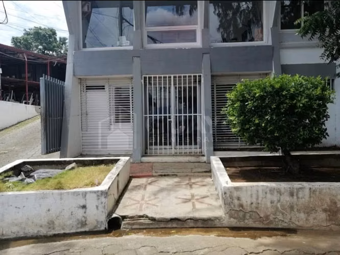 Módulo Comercial en venta en Los Robles - Imagen 5