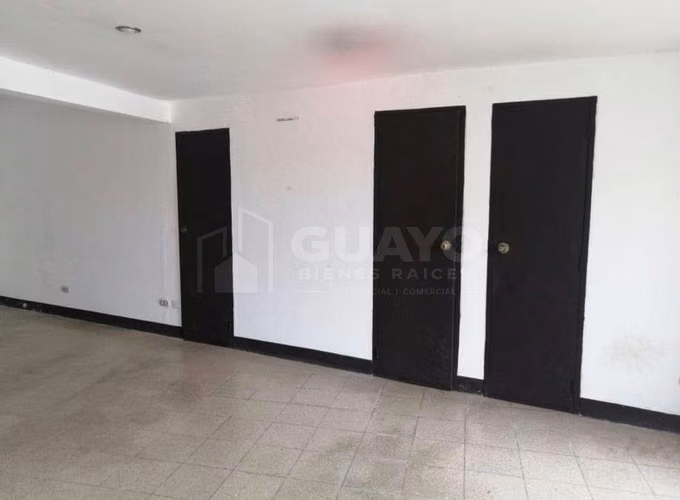 Módulo Comercial en venta en Los Robles - Imagen 31
