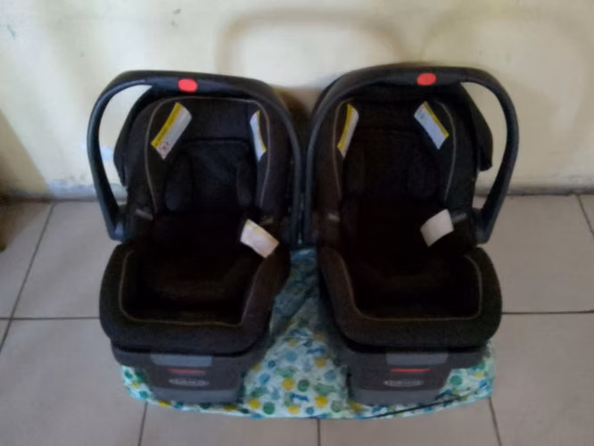 Asiento infantil para automóvil Graco Snugride 35 Lite LX