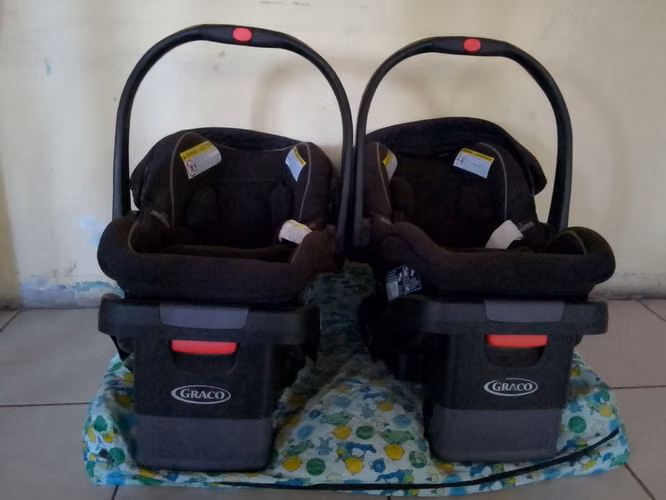 Asiento infantil para automóvil Graco Snugride 35 Lite LX
