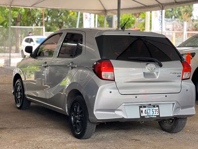 TOYOTA AGYA AÑO 2025 - Imagen 3