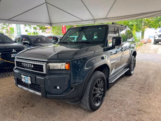 TOYOTA LAND CRUISER PRADO AÑO 2025