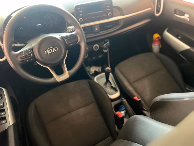 Kia picanto 2021 Automático - Imagen 5