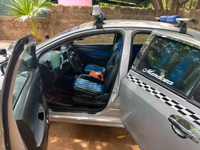 Taxi Yaris 2008 - Imagen 2