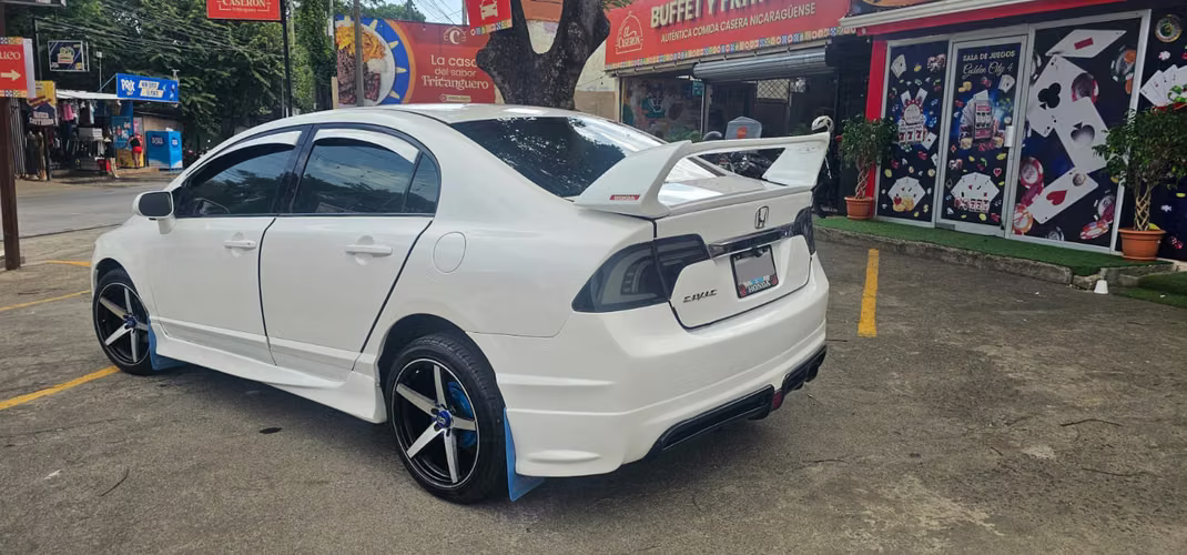 HONDA CIVIC 2011 - Imagen 2