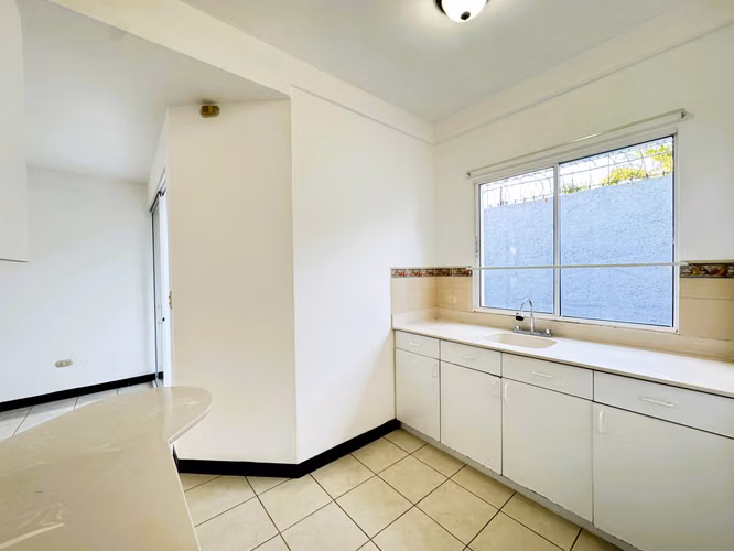 Alquiler de Apartamento en Villa Fontana - Imagen 8